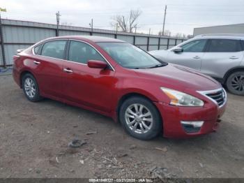  Salvage Nissan Altima