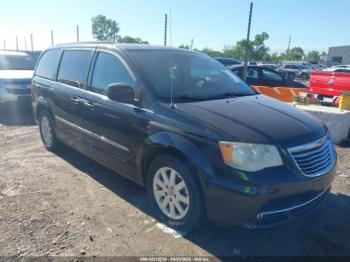  Salvage Chrysler Town & Country