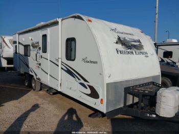  Salvage Coachmen Freedom Express 260b