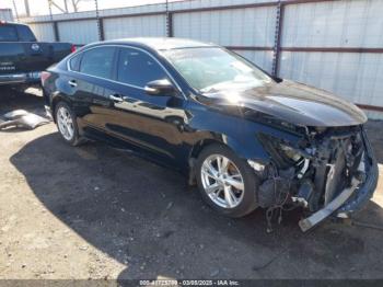 Salvage Nissan Altima