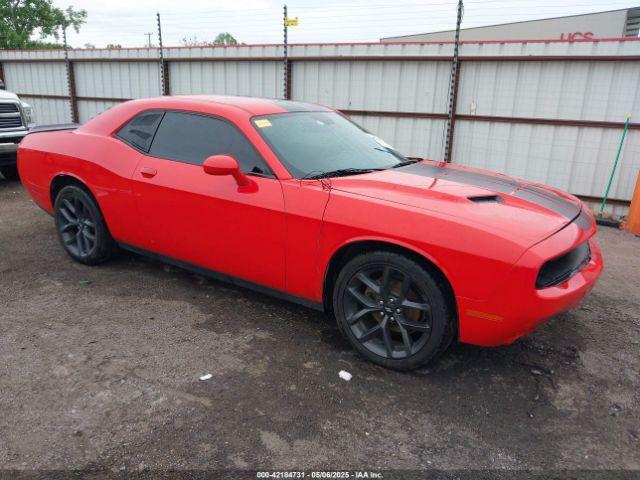  Salvage Dodge Challenger