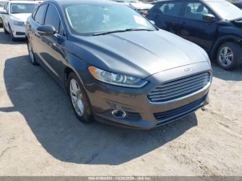  Salvage Ford Fusion