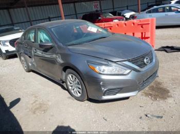  Salvage Nissan Altima