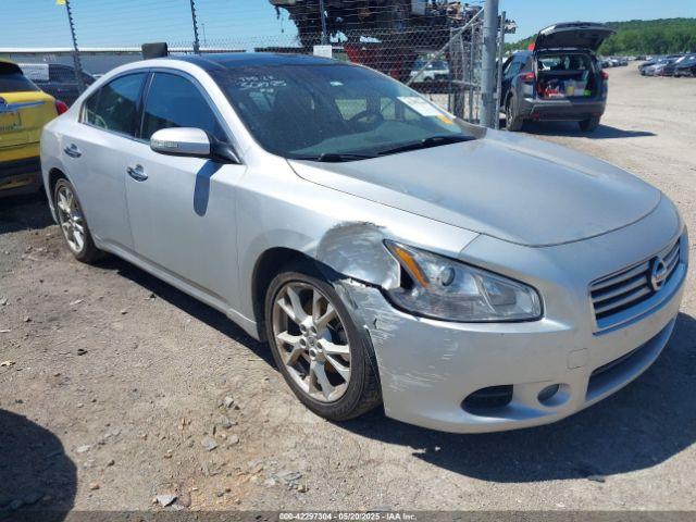  Salvage Nissan Maxima