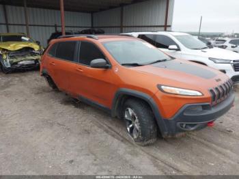  Salvage Jeep Cherokee