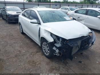  Salvage Kia Forte