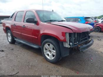  Salvage Chevrolet Avalanche 1500