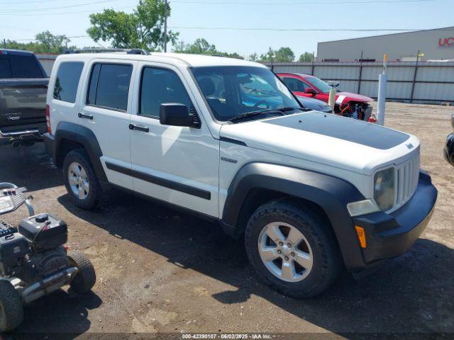  Salvage Jeep Liberty