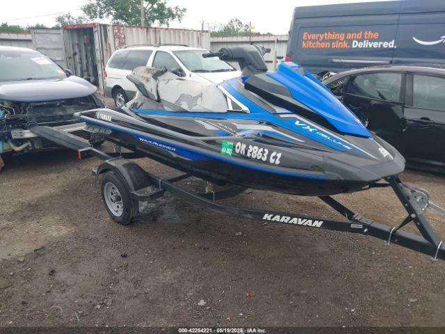  Salvage Yamaha Yamaha Vx Deluxe