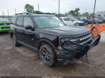  Salvage Ford Bronco