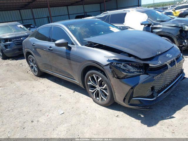  Salvage Toyota Crown