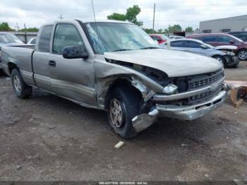  Salvage Chevrolet Silverado 1500