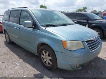  Salvage Chrysler Town & Country