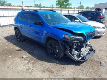  Salvage Jeep Cherokee