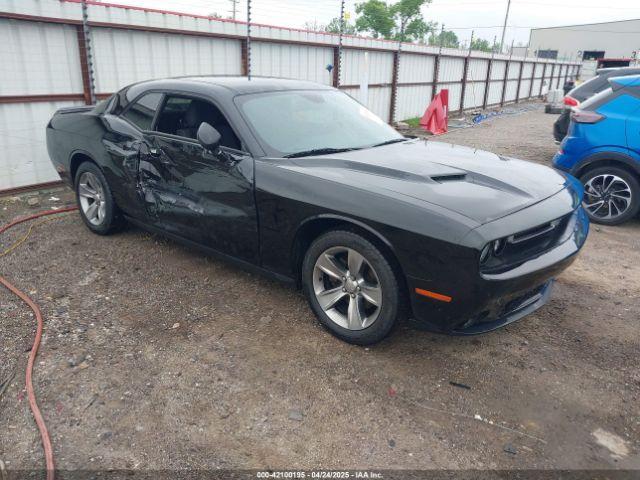  Salvage Dodge Challenger