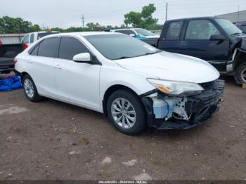  Salvage Toyota Camry