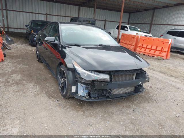  Salvage Hyundai ELANTRA