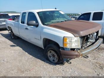  Salvage Chevrolet Silverado 2500