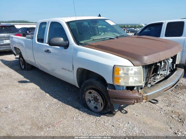  Salvage Chevrolet Silverado 2500