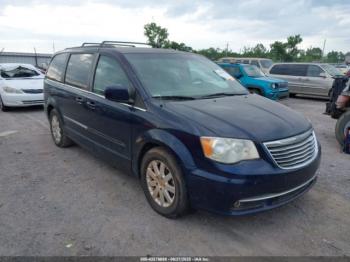  Salvage Chrysler Town & Country