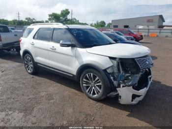  Salvage Ford Explorer