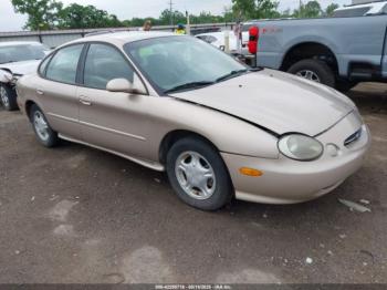  Salvage Ford Taurus