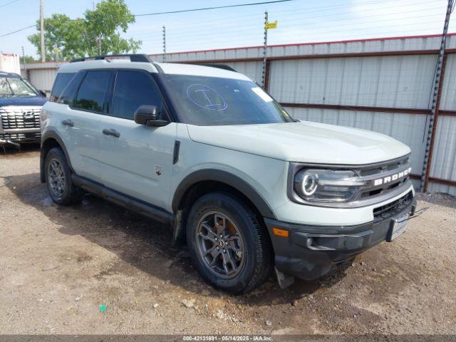  Salvage Ford Bronco