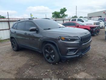  Salvage Jeep Cherokee