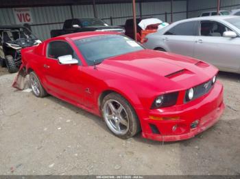  Salvage Ford Mustang
