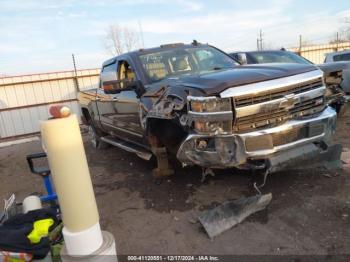  Salvage Chevrolet Silverado 2500