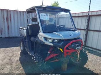  Salvage Can-Am Defender