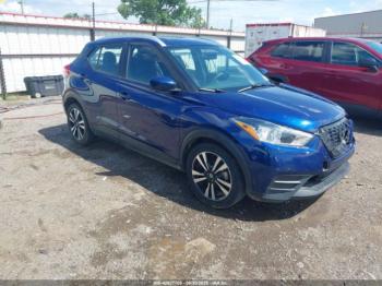  Salvage Nissan Kicks
