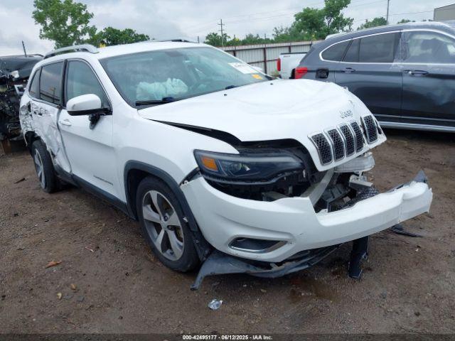  Salvage Jeep Cherokee
