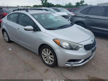  Salvage Kia Forte