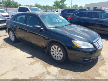  Salvage Chrysler 200