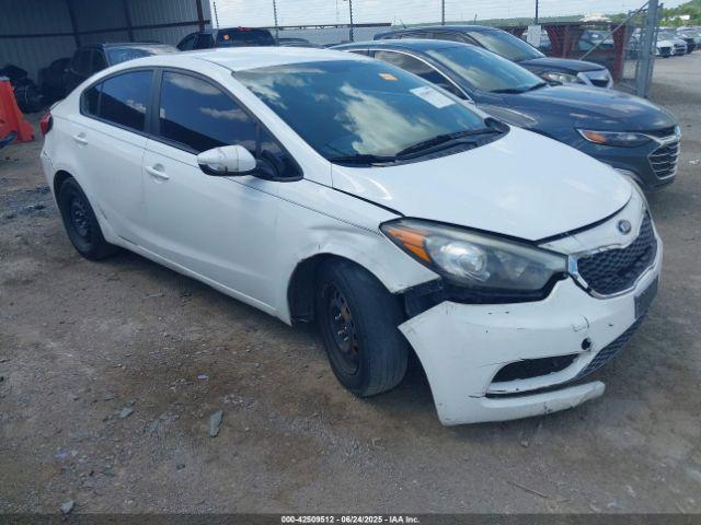  Salvage Kia Forte