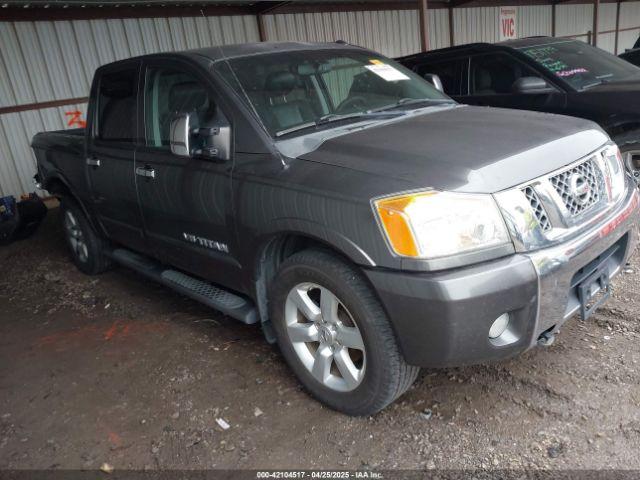  Salvage Nissan Titan