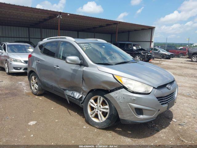  Salvage Hyundai TUCSON