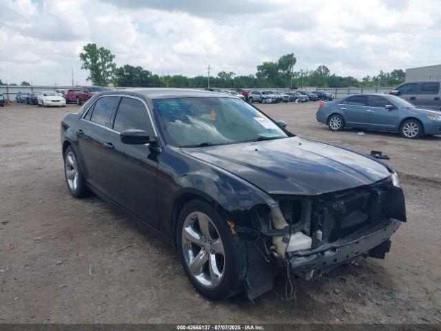  Salvage Chrysler 300