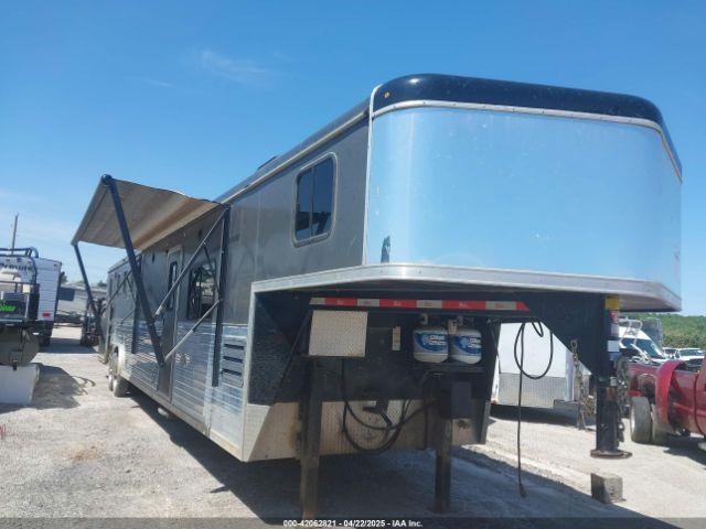  Salvage Bison Ranger 4 Horse W Living Qua