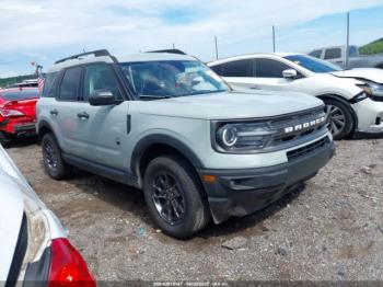  Salvage Ford Bronco