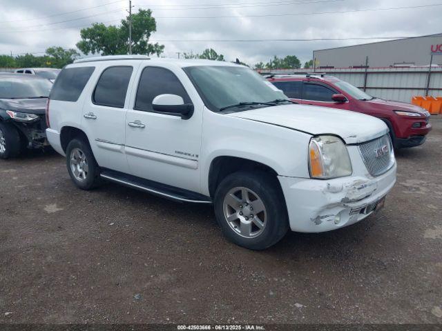  Salvage GMC Yukon