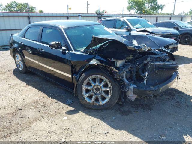  Salvage Chrysler 300
