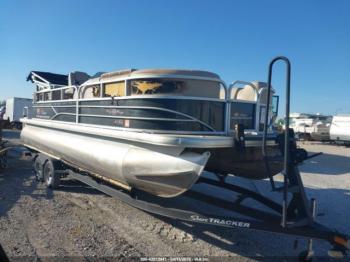  Salvage Suntracker Me 115 Elpt