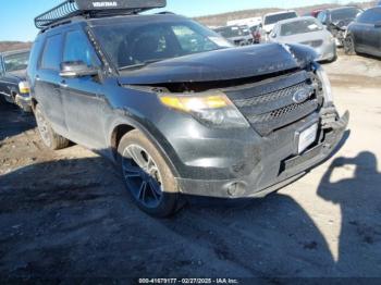  Salvage Ford Explorer