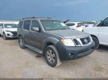  Salvage Nissan Pathfinder