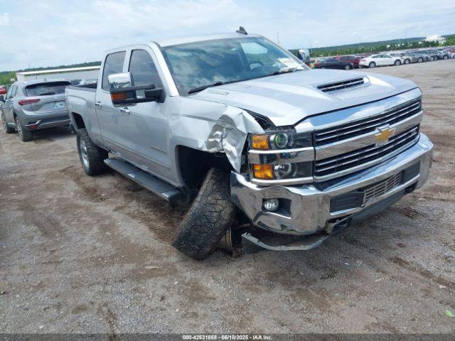  Salvage Chevrolet Silverado 2500