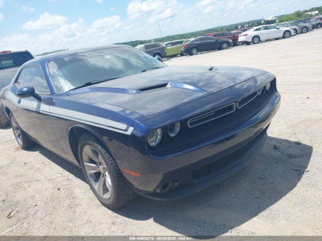  Salvage Dodge Challenger