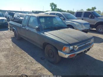  Salvage Toyota Pickup