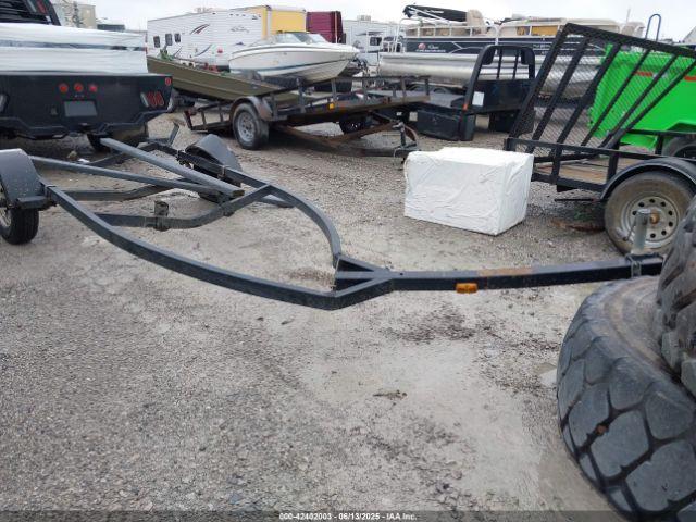 Salvage Hawkeye Boat Trailer